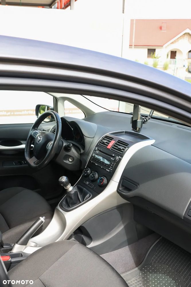 Toyota Auris 1.33 VVT-i Life - 25
