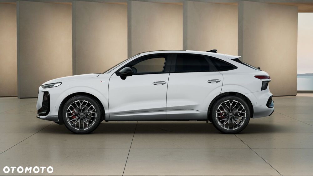 Audi Q3 Sportback - 4