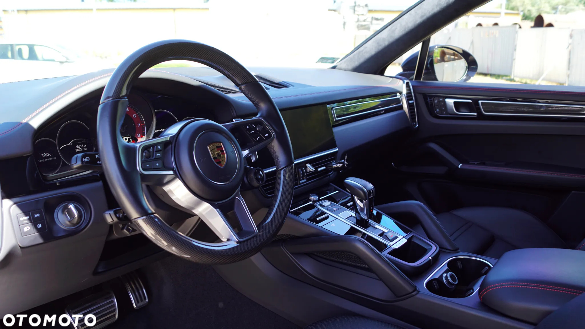 Porsche Cayenne GTS - 5