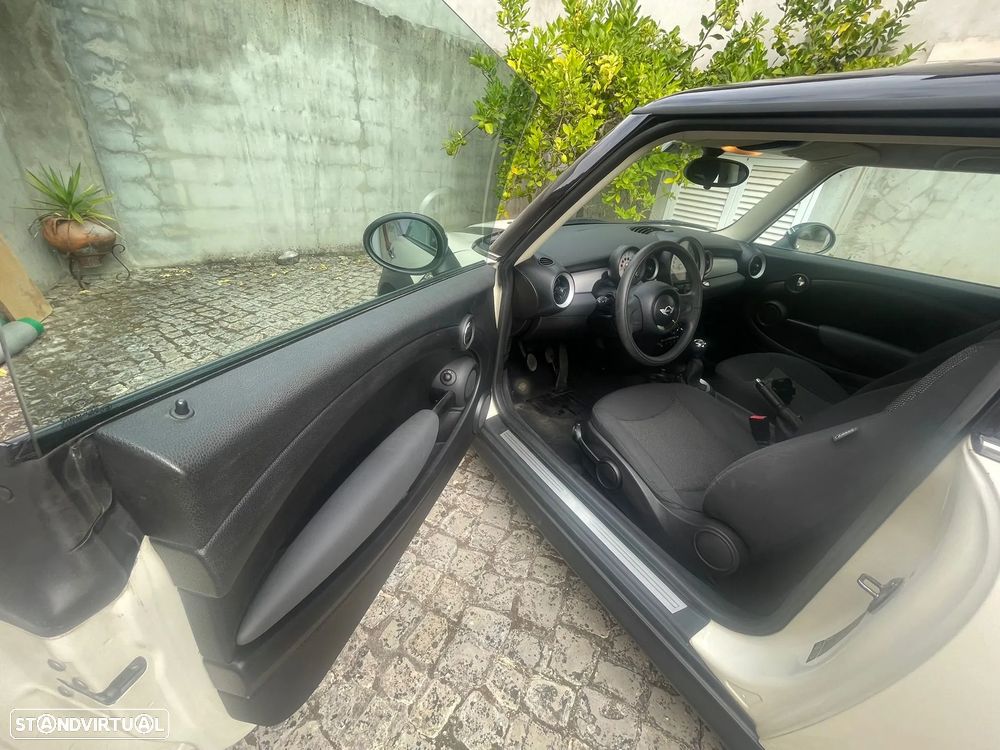 MINI 3 Portas - 20