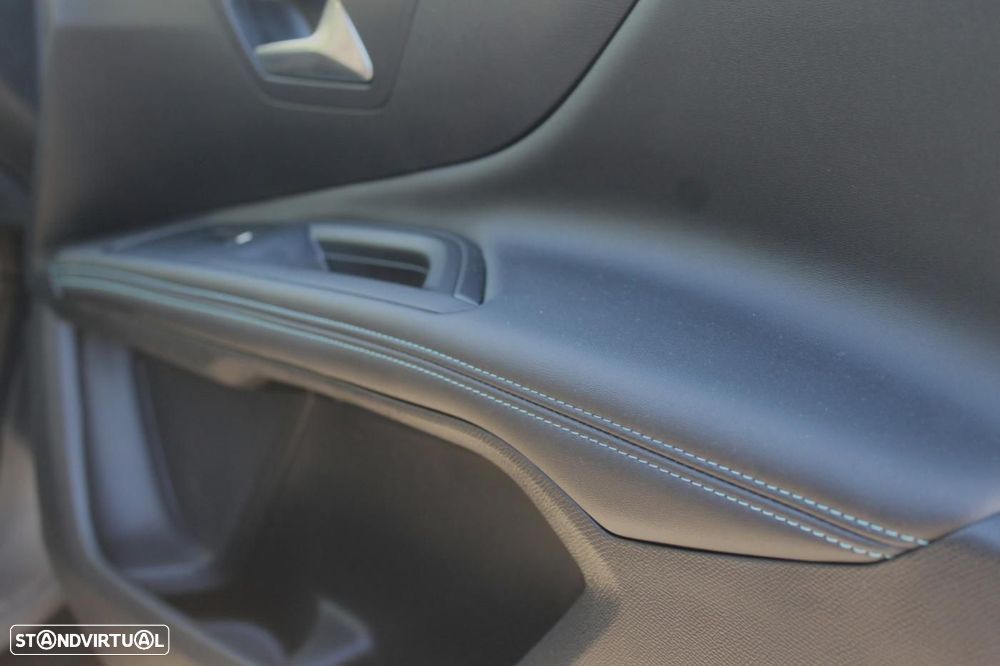 Peugeot 3008 1.5 BlueHDi Allure - 30