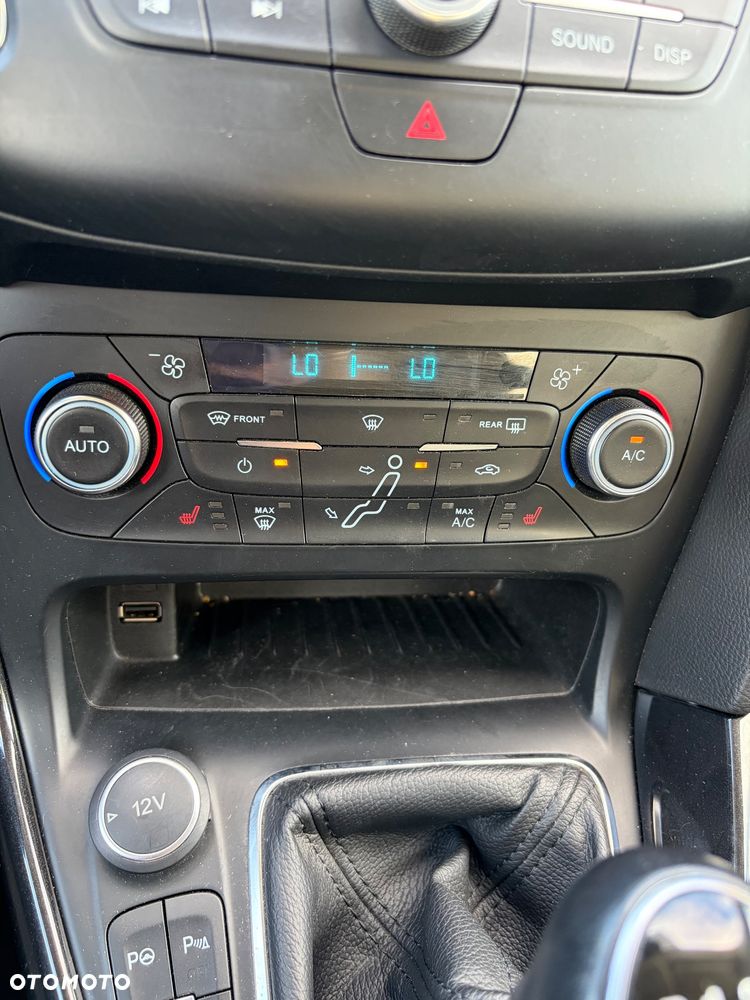 Ford Focus 1.0 EcoBoost STart-Stopp-System TITANIUM - 8