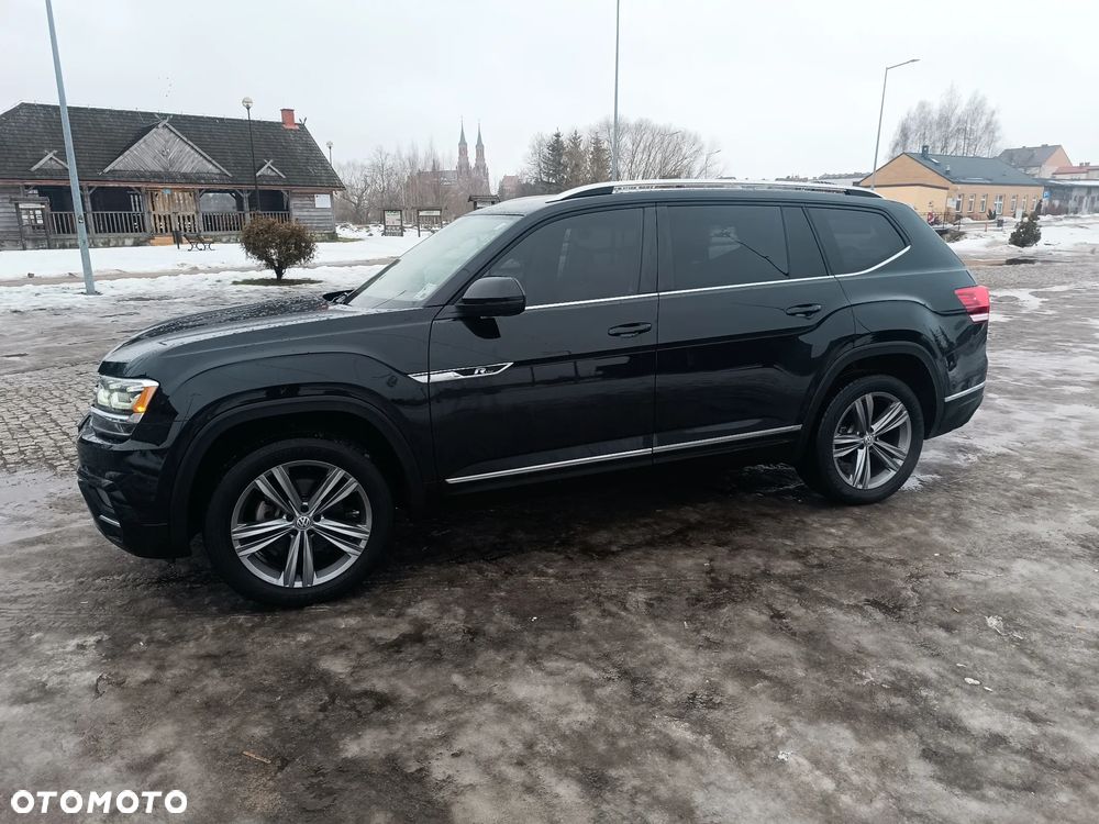 Volkswagen Atlas - 2