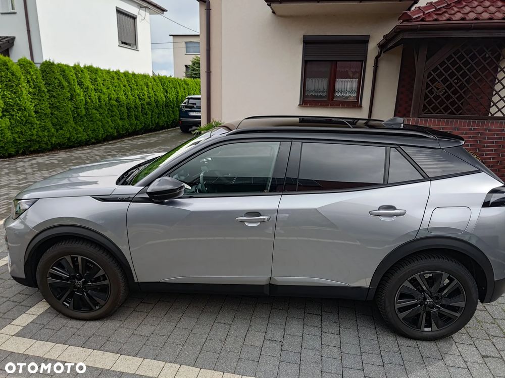Peugeot 2008 1.2 PureTech GT S&S EAT8 - 4
