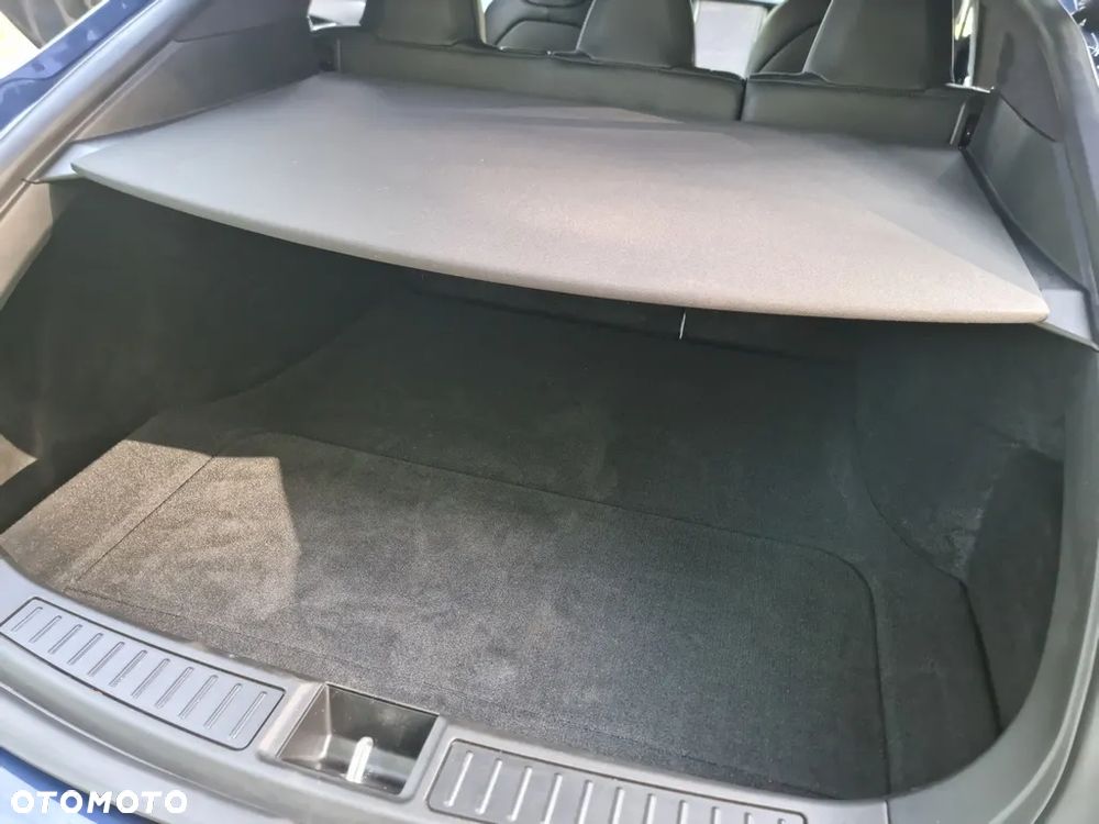 Tesla Model S - 23