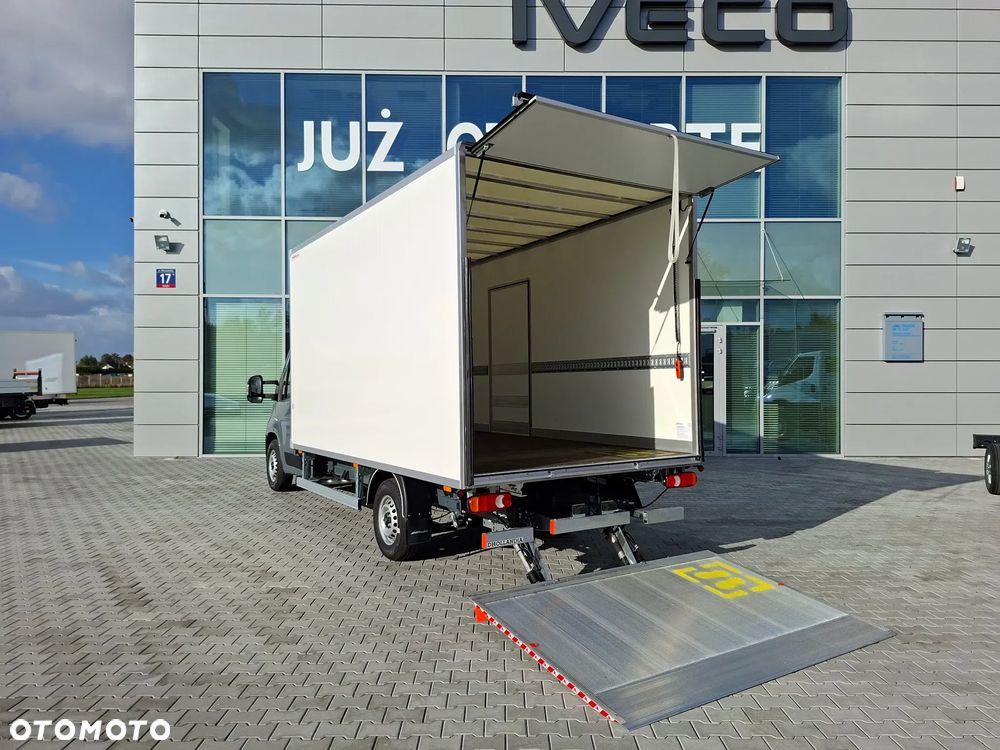 Fiat Ducato Kontener z windą - 7