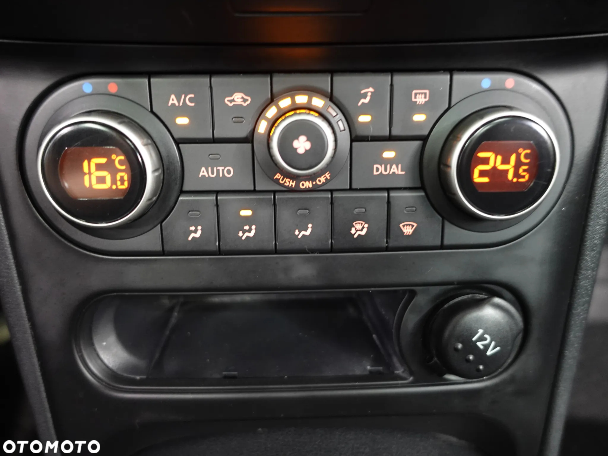 Nissan Qashqai 1.6 dCi I-Way - 34