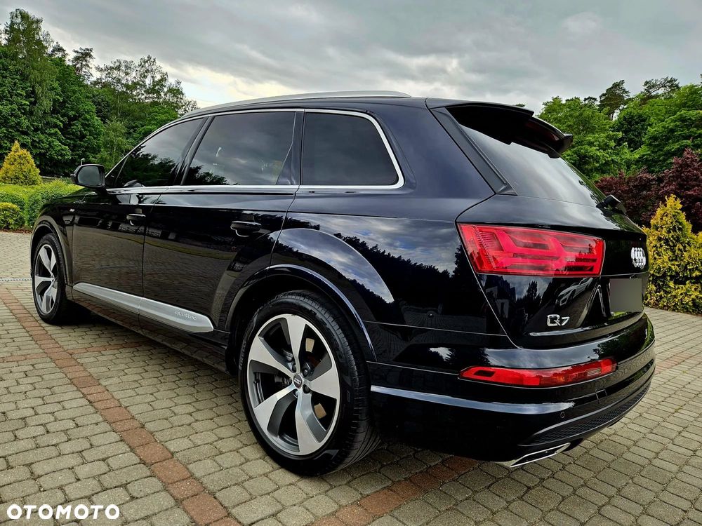 Audi Q7 - 36