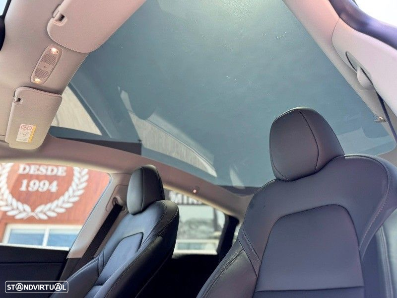 Tesla Model Y RWD - 43