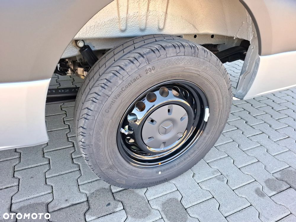 Mercedes-Benz Sprinter 317 CDI Furgon PRO długi 4325 mm L3H2 - 15