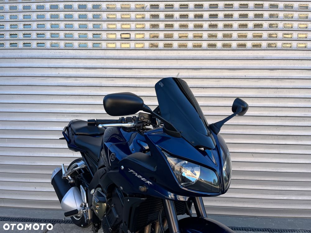 Yamaha FZ - 22