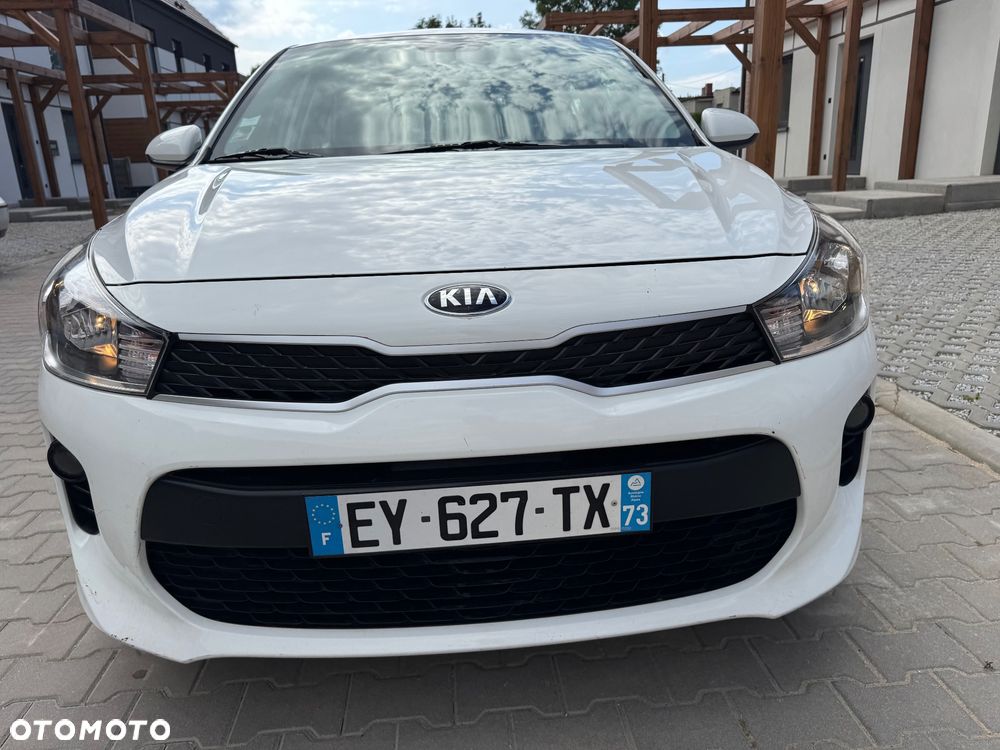 Kia Rio - 30