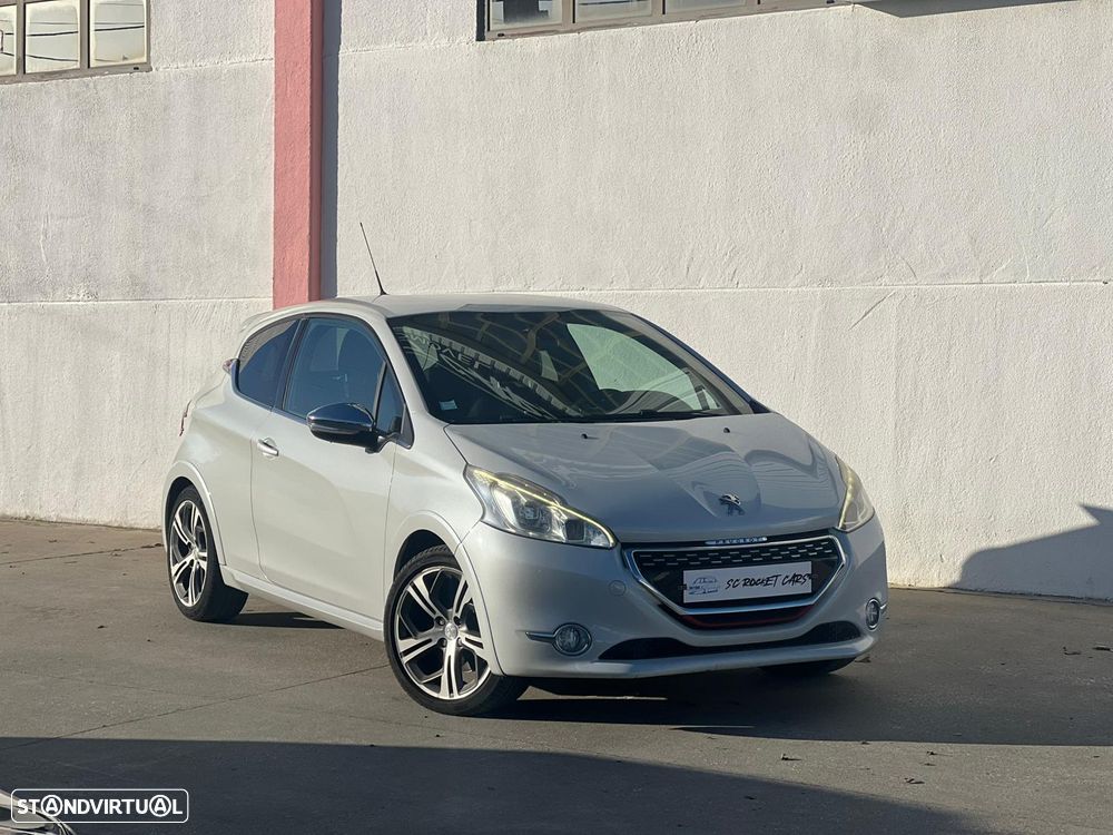 Peugeot 208 1.6 THP GTi - 1