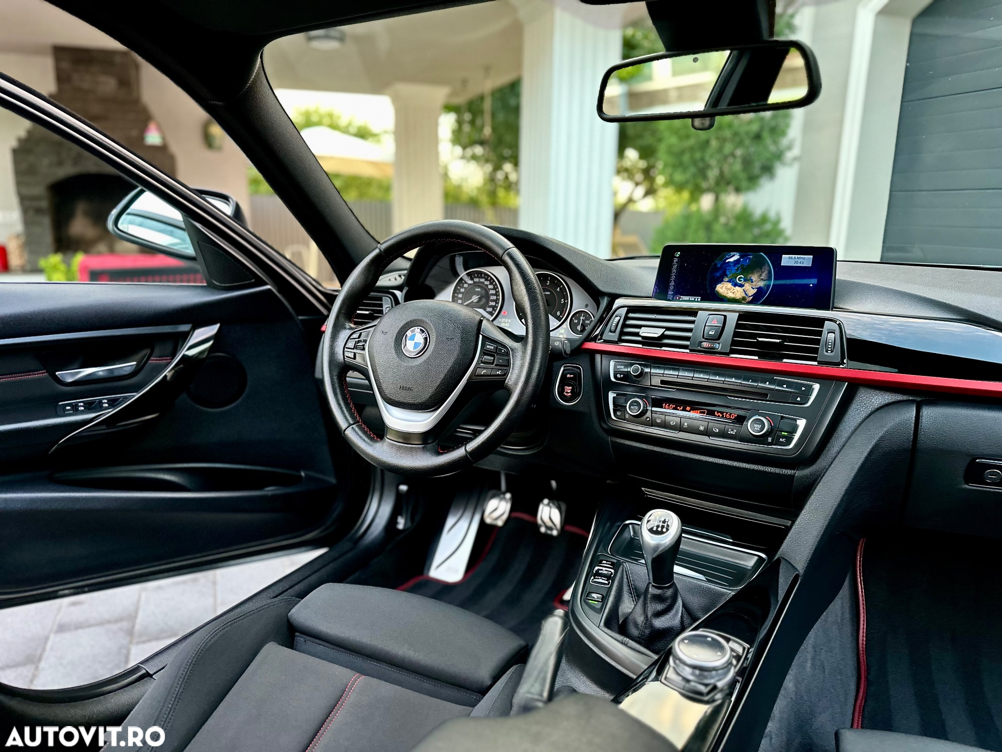 BMW Seria 3 320d Sport Line - 17