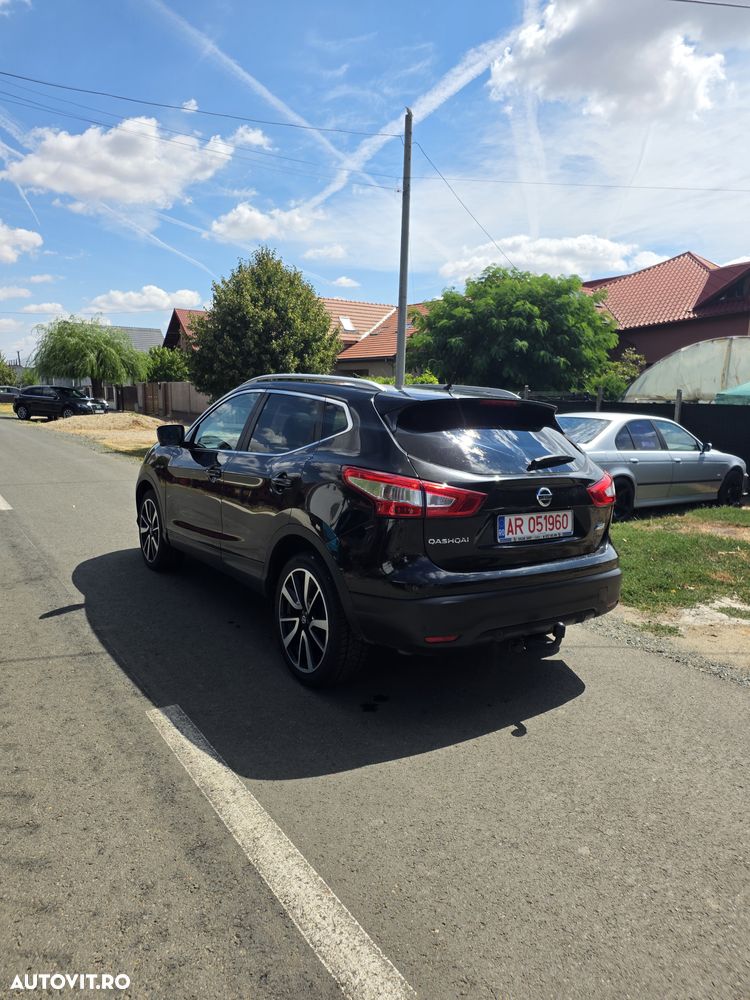 Nissan Qashqai 1.6 DCI Start/Stop X-TRONIC Tekna - 2