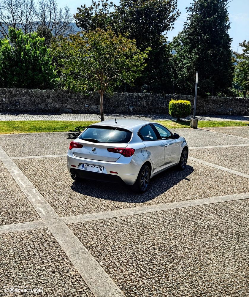Alfa Romeo Giulietta 1.6 JTDM 16V Sport - 28