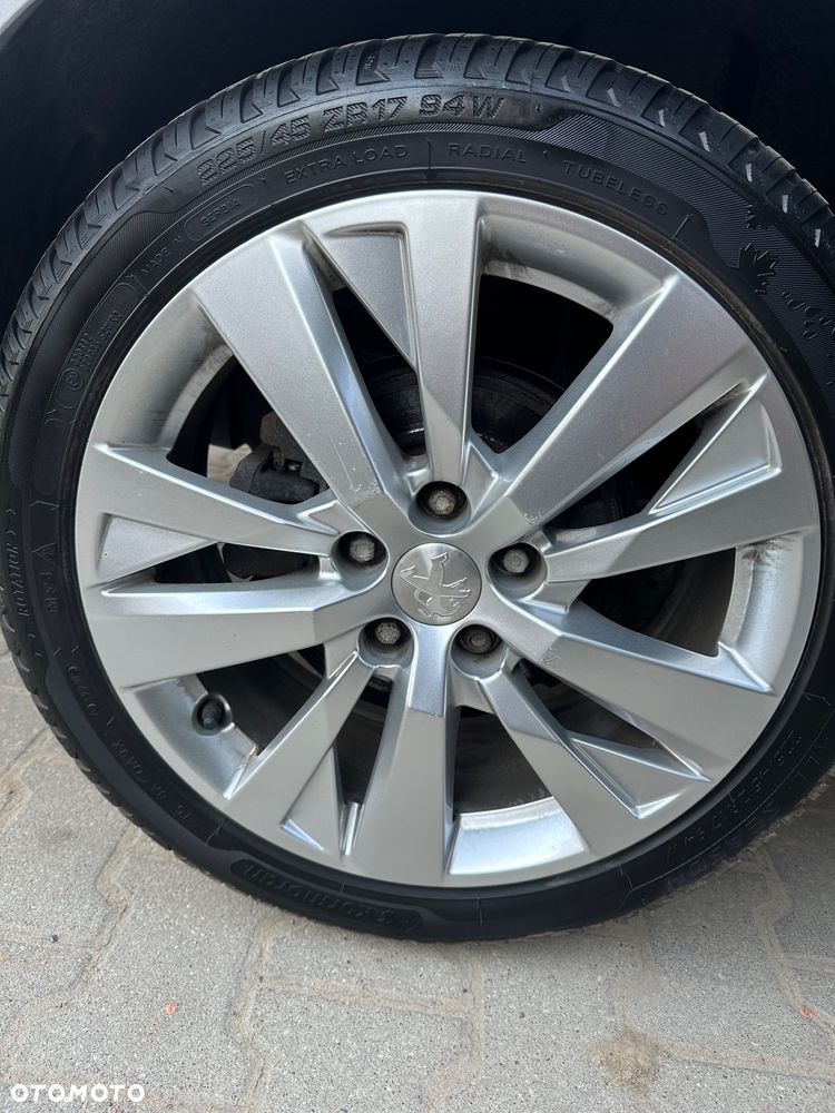 Peugeot 308 1.6 BlueHDi Allure S&S - 11