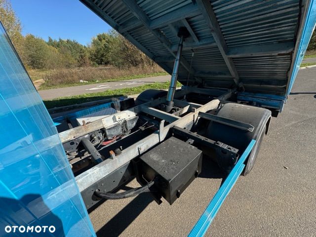 Iveco Daily 70c17 Wywrotka z windą klima - 5