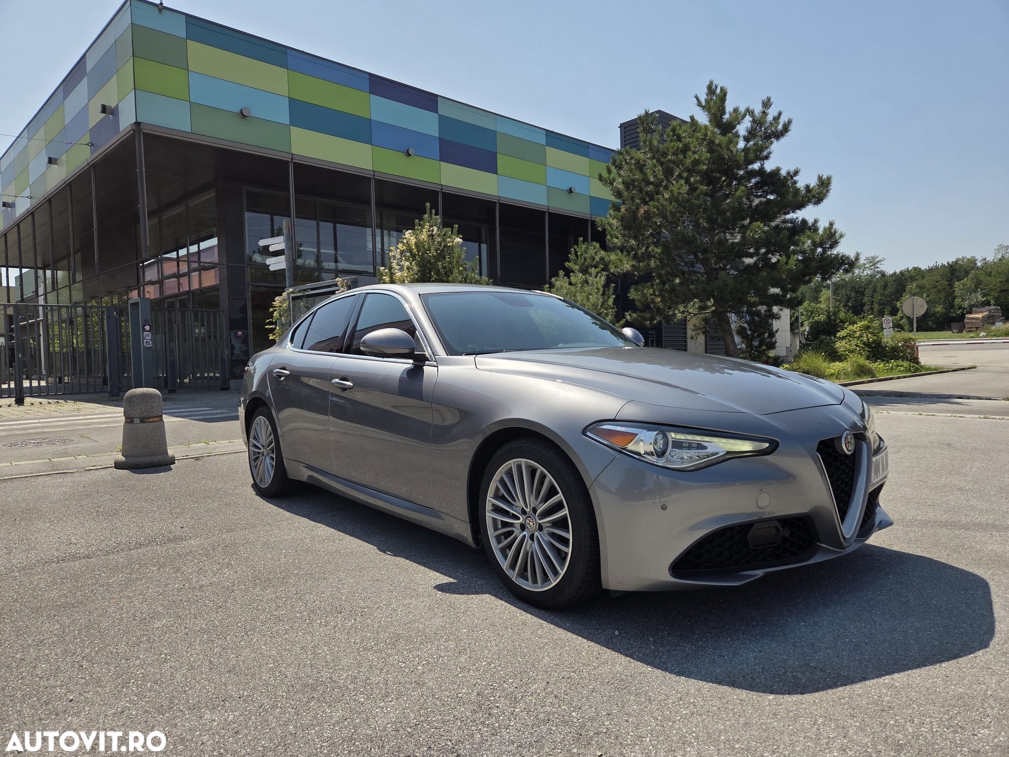 Alfa Romeo Giulia 2.0 Turbo AWD AT8 Veloce - 3