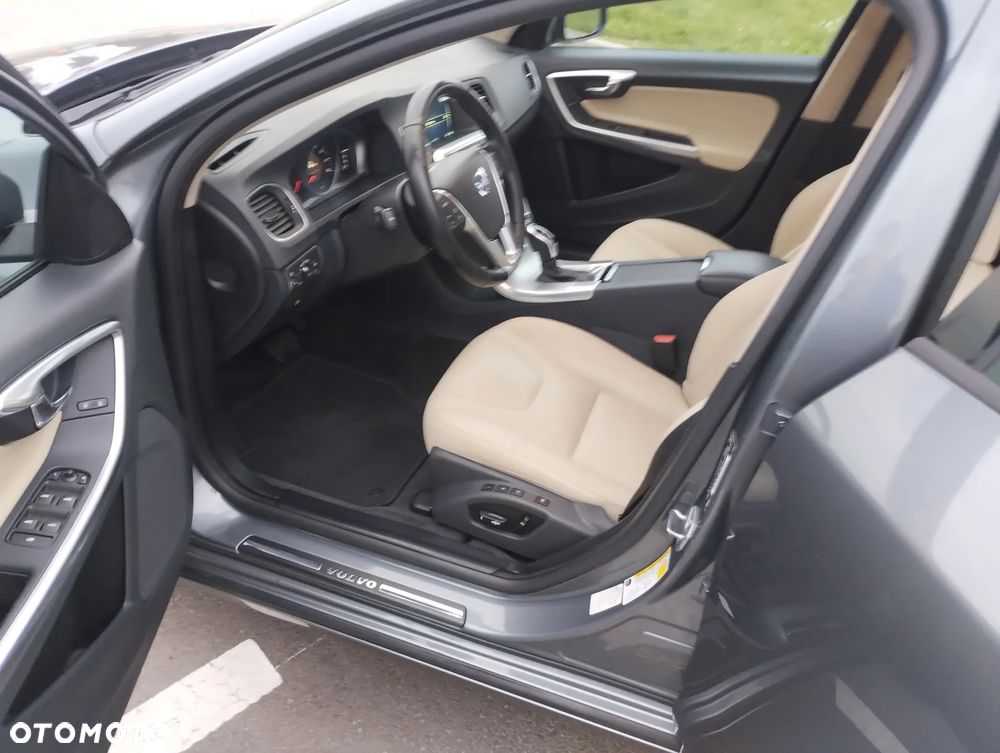 Volvo S60 - 13