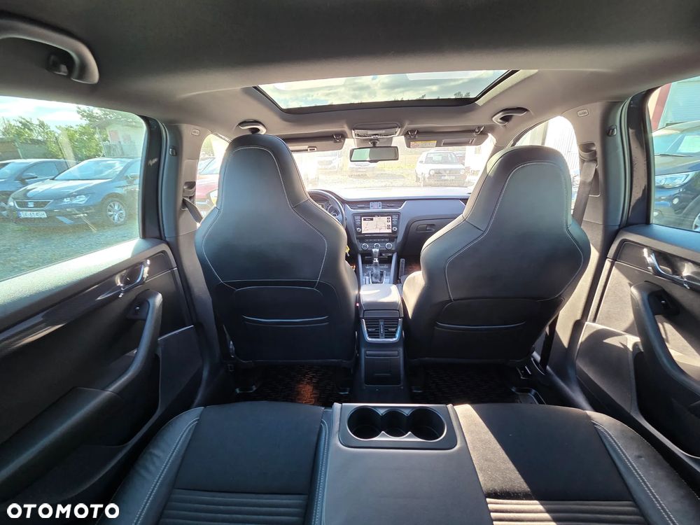 Skoda Octavia Combi 2.0 TSI (Green tec) DSG RS - 30