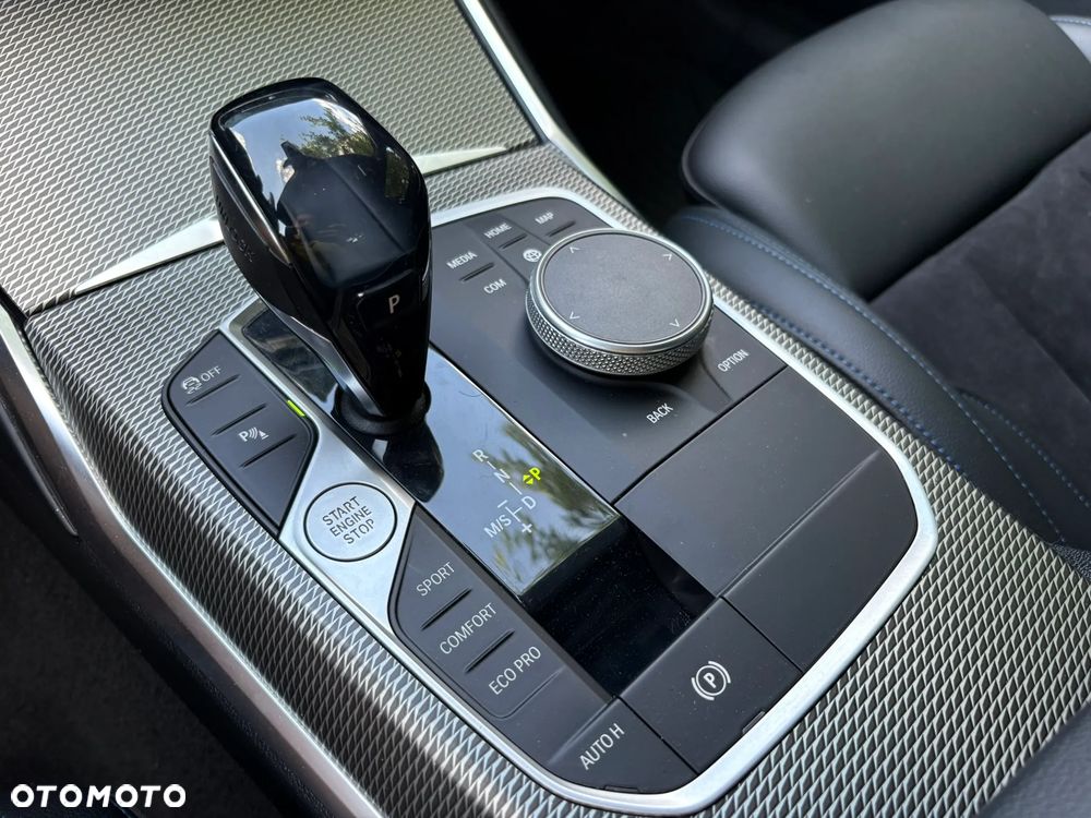 BMW Seria 3 320d xDrive mHEV sport - 14