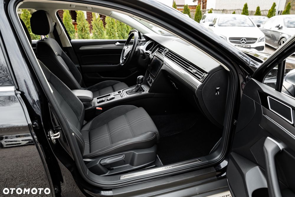 Volkswagen Passat Alltrack 2.0 TDI SCR 4Motion DSG (BMT) - 24