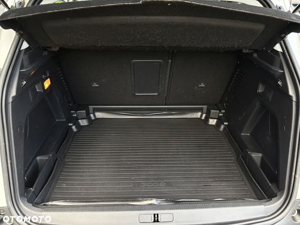 Peugeot 3008 BlueHDi 120 Stop & Start Allure - 36