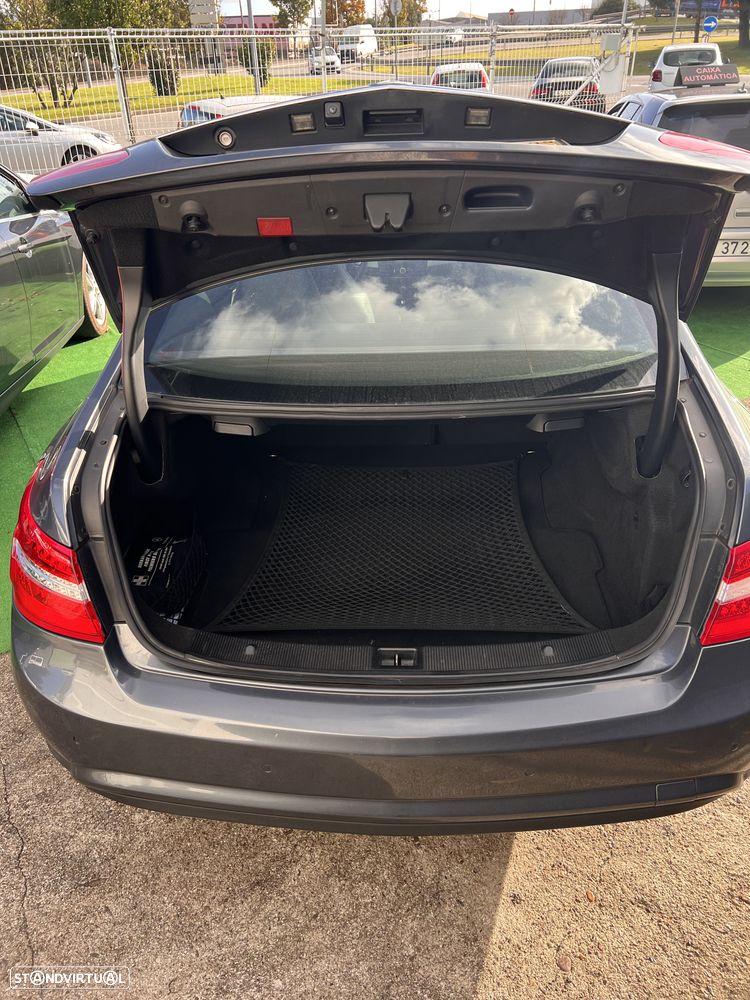 Mercedes-Benz E 350 CDi Avantgarde BlueEfficiency Auto - 5