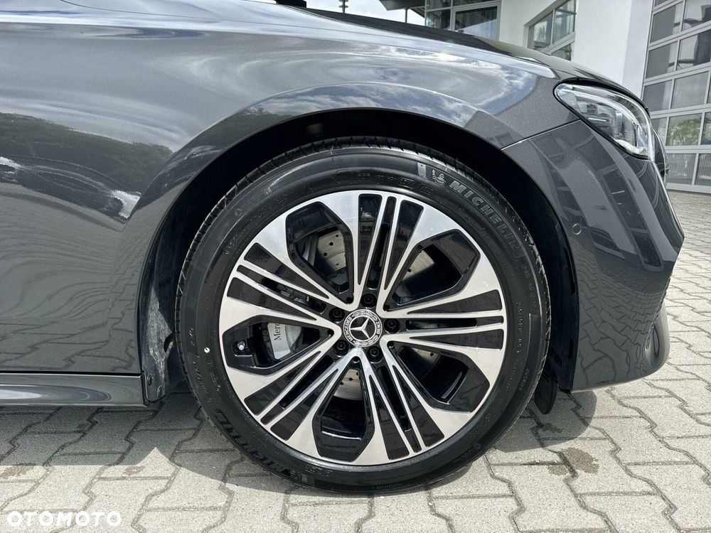 Mercedes-Benz Klasa E - 10