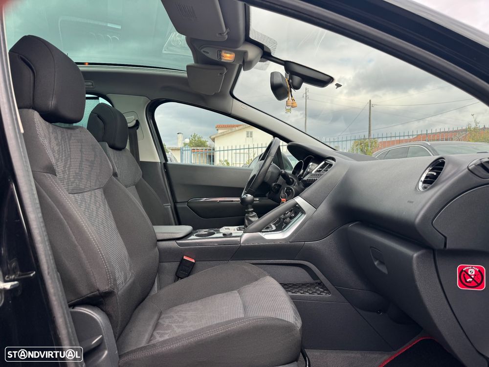 Peugeot 3008 1.6 HDi Executive — fotografia 29