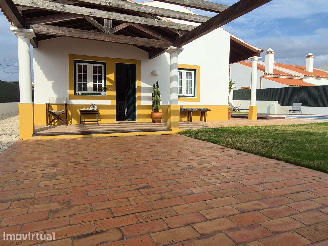 Moradia Rustica T4 Isolada com Piscina em Cavaleiro (São Teotónio) - Grande imagem: 5/52