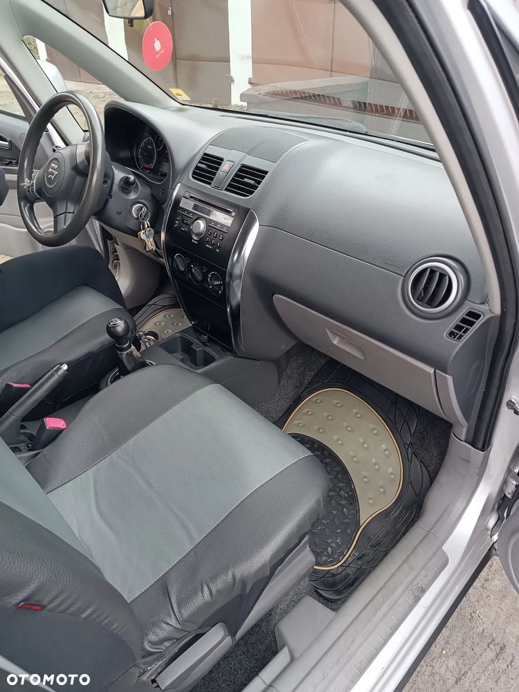 Suzuki SX4 - 13