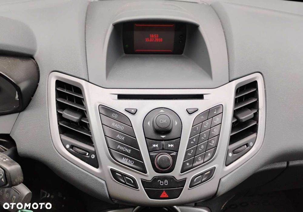 Ford Fiesta - 15