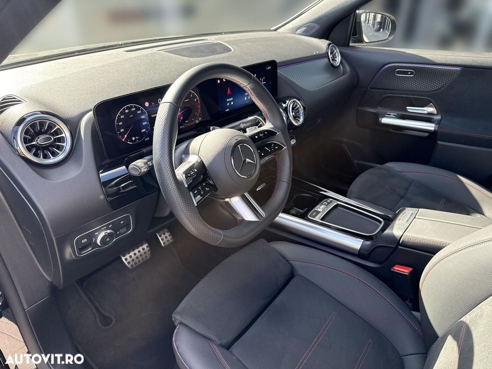 Mercedes-Benz GLA - 10