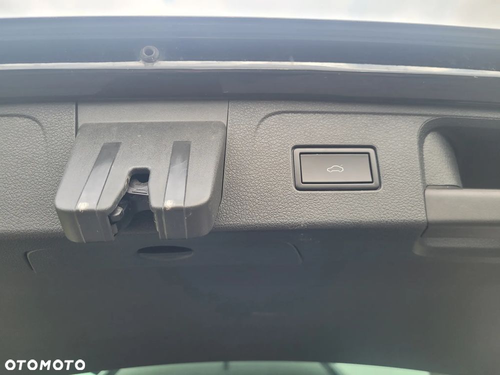 Volkswagen Passat 2.0 TDI BMT Comfortline - 22