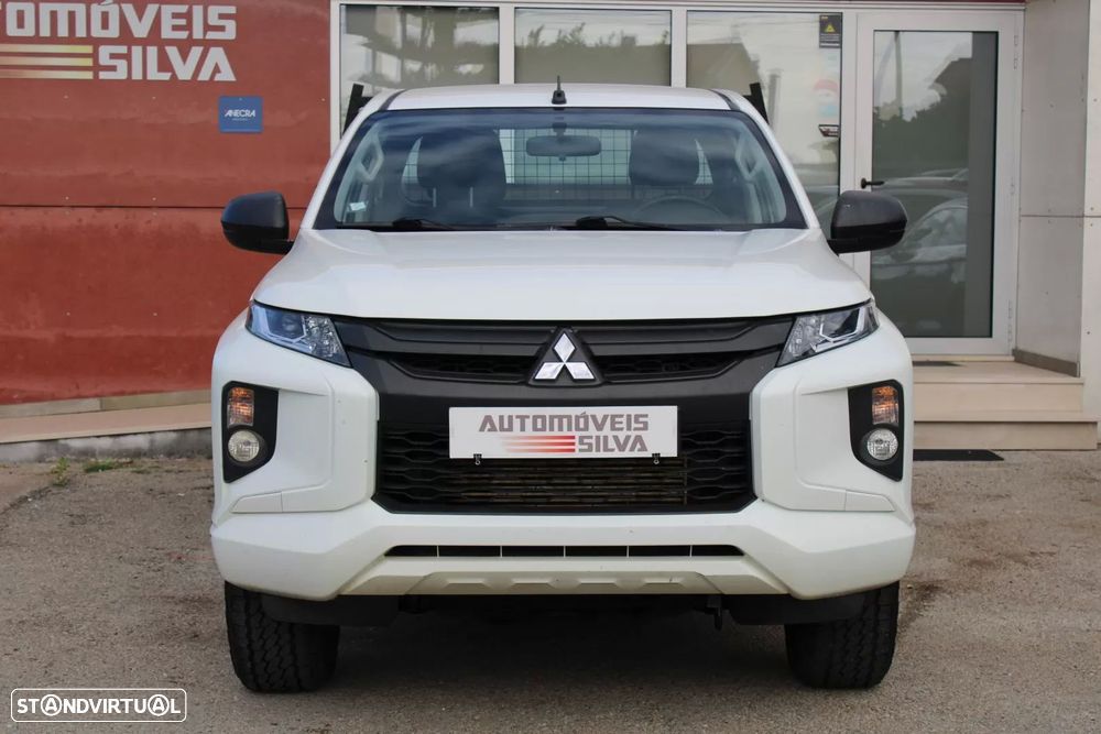 Mitsubishi L200 2.3 DI-D Space Cab Invite 4WD - 5