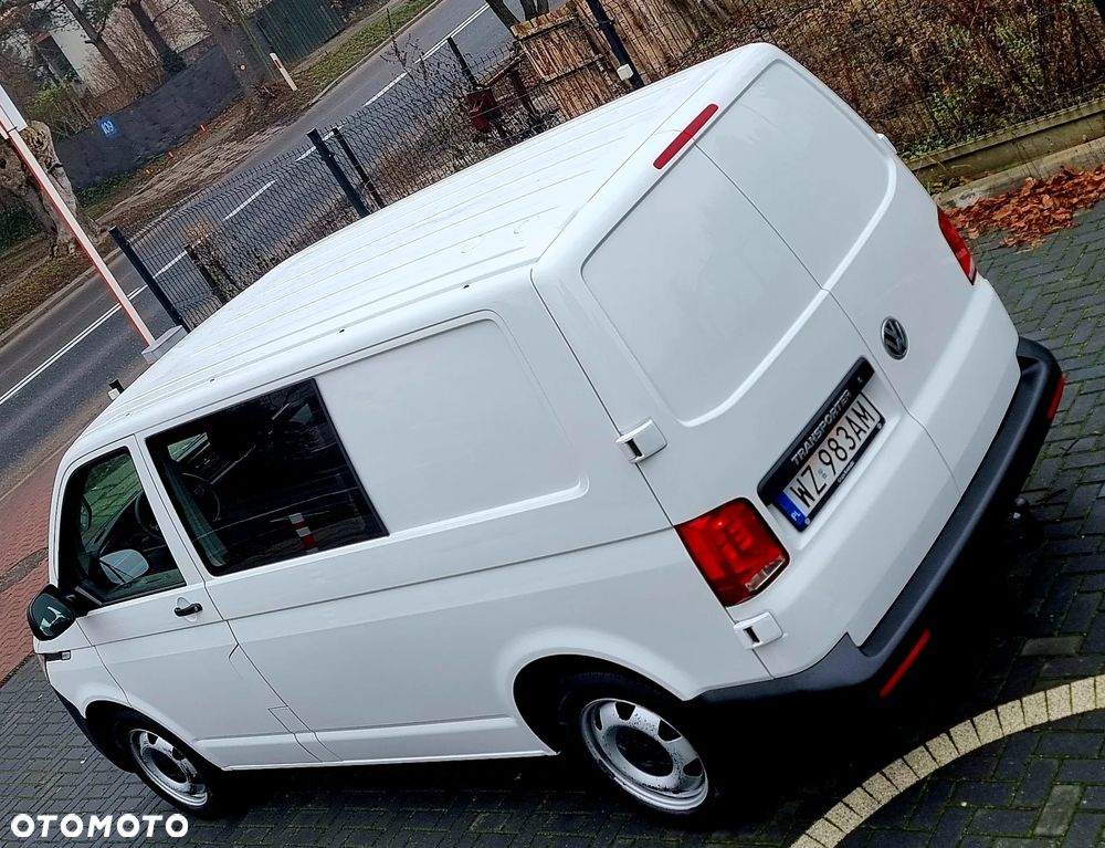 Volkswagen Transporter L1H1 Plus Trendline DSG - 37