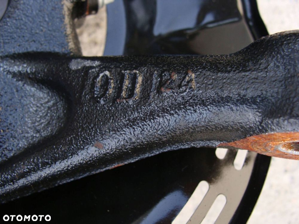 amortyzator zwrotnica prawa mazda 2 iv 1.5 hybryda 2025r 48510-0dj40 - 9