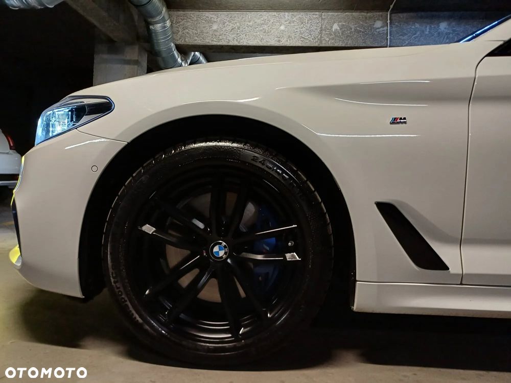 BMW Seria 5 530i - 28