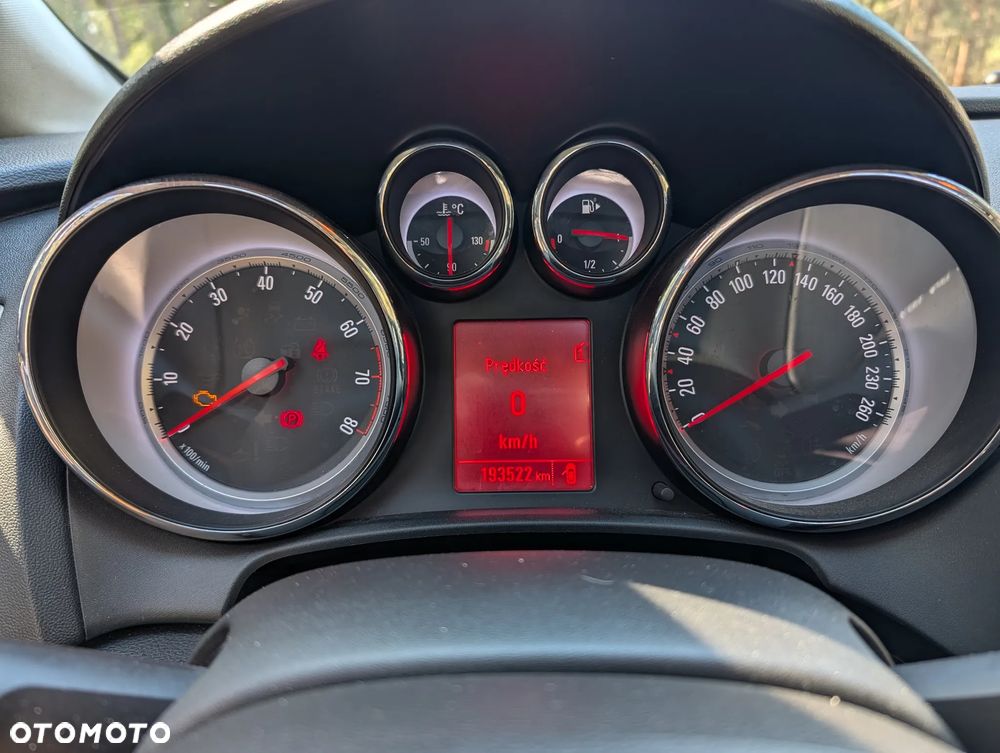 Opel Astra 1.4 Turbo - 5