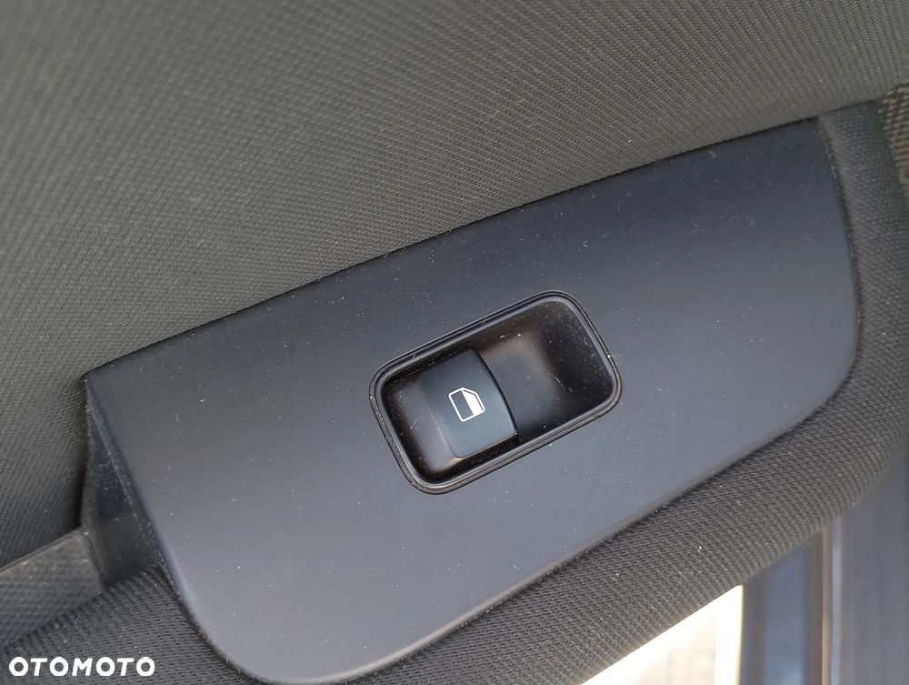 Kia Ceed 1.6 CRDi mHEV S - 19