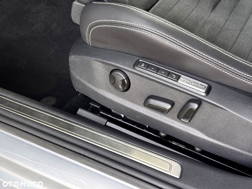 Volkswagen Passat Variant - 12