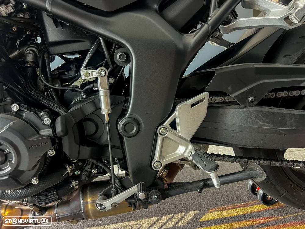 Honda CB - 7
