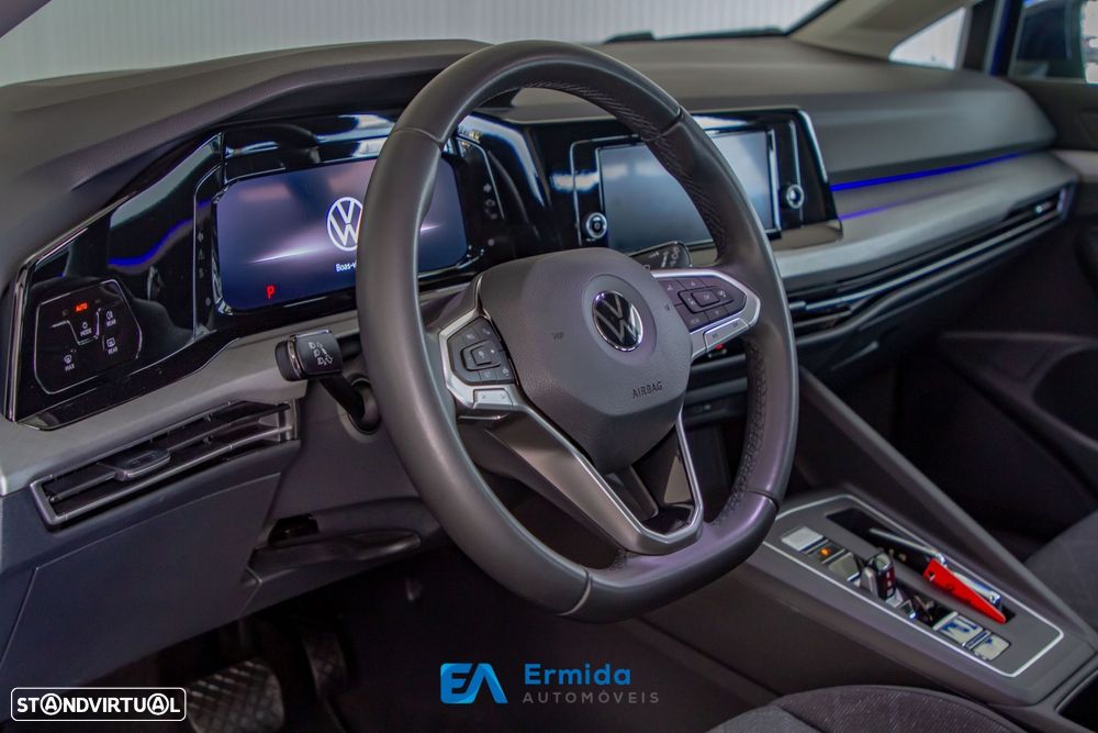 VW Golf 1.0 eTSI Life DSG - 28