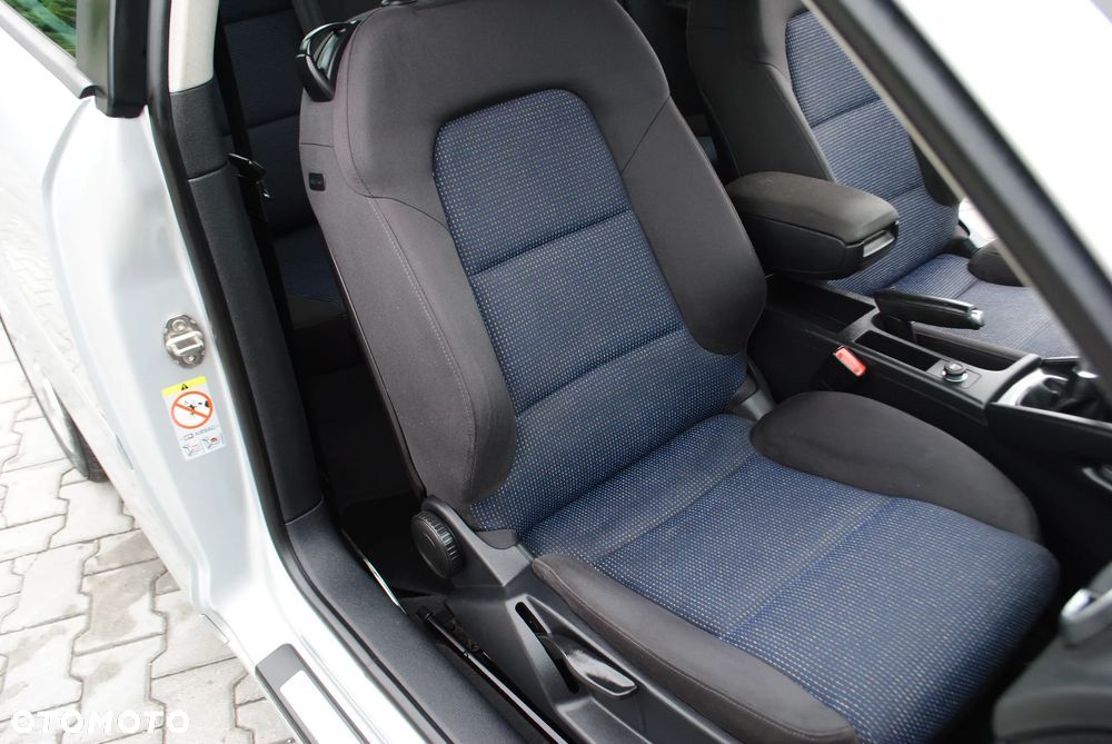 Audi A3 1.6 Limited Edition - 12