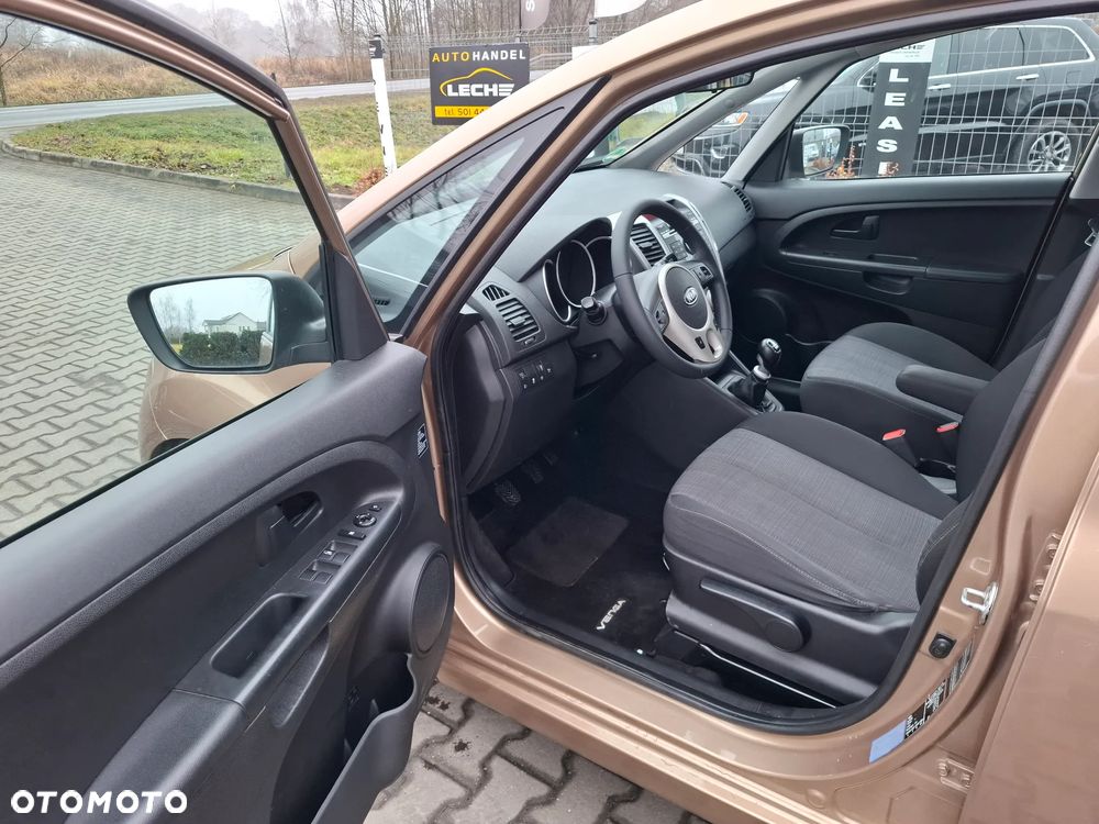 Kia Venga 1.4 CRDi 90 Business Line - 10