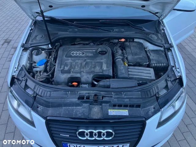 Audi A3 2.0 TDI DPF quattro S line Sportpaket - 18
