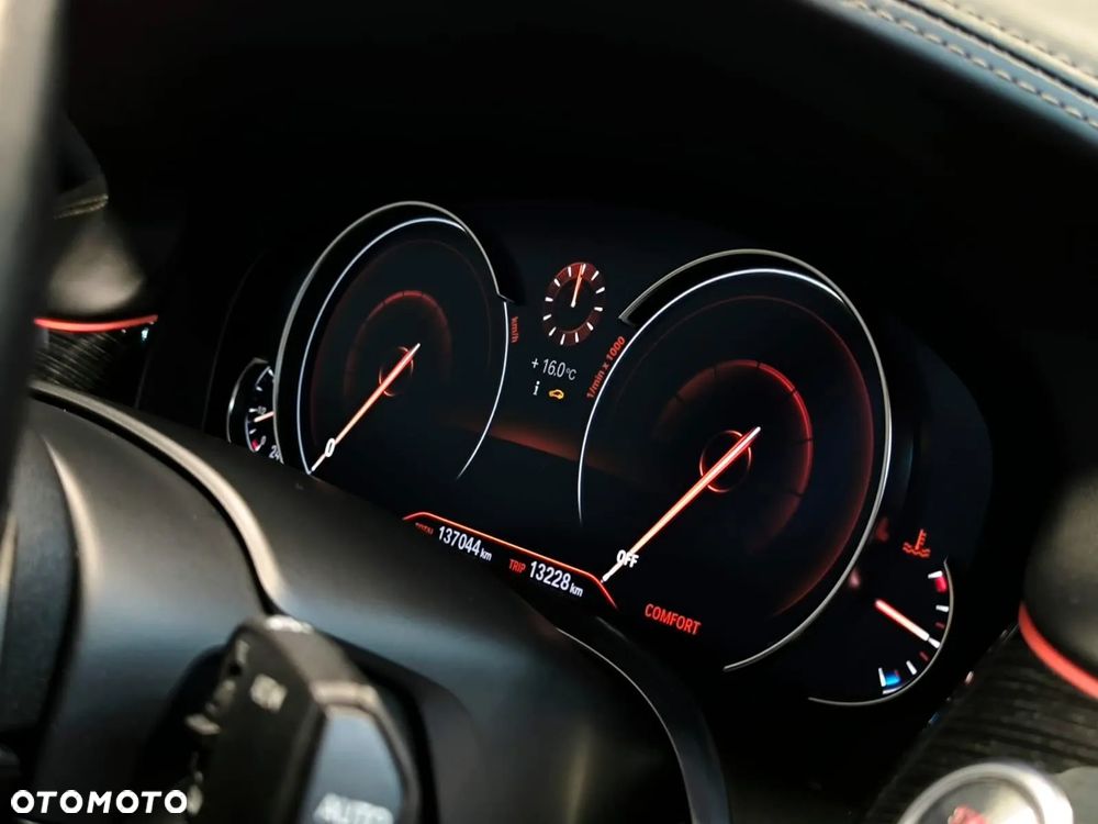 BMW Seria 7 750Li xDrive - 10