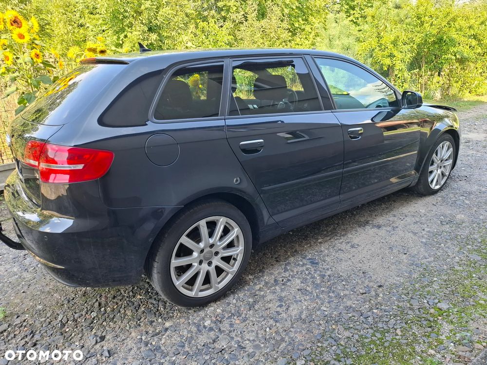 Audi A3 Sportback 2.0 TDI DPF quattro S line Sportpaket - 5